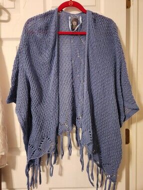 Vince Camuto, Cozy Open-Front Blue Knit Fringe Sweater shrug, one size